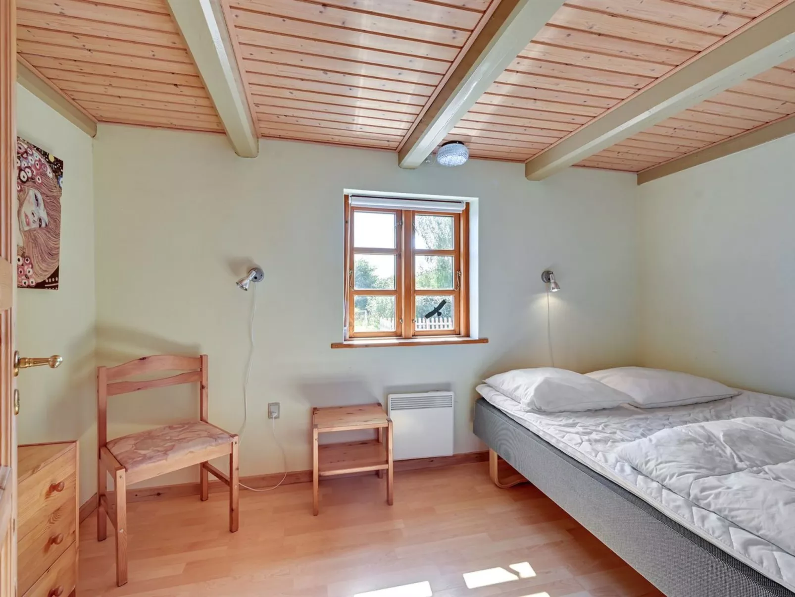 "Aki" - 1.5km from the sea-Inside