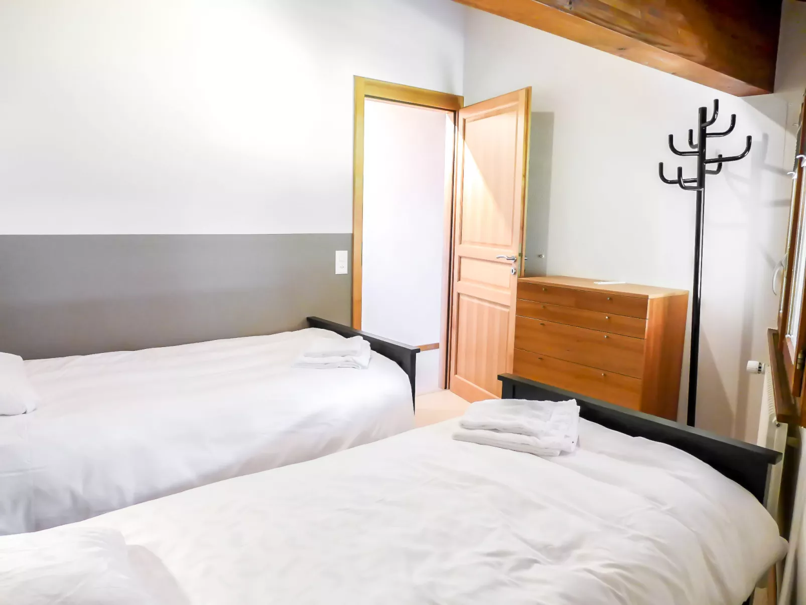 Villars Soleil B15-Inside