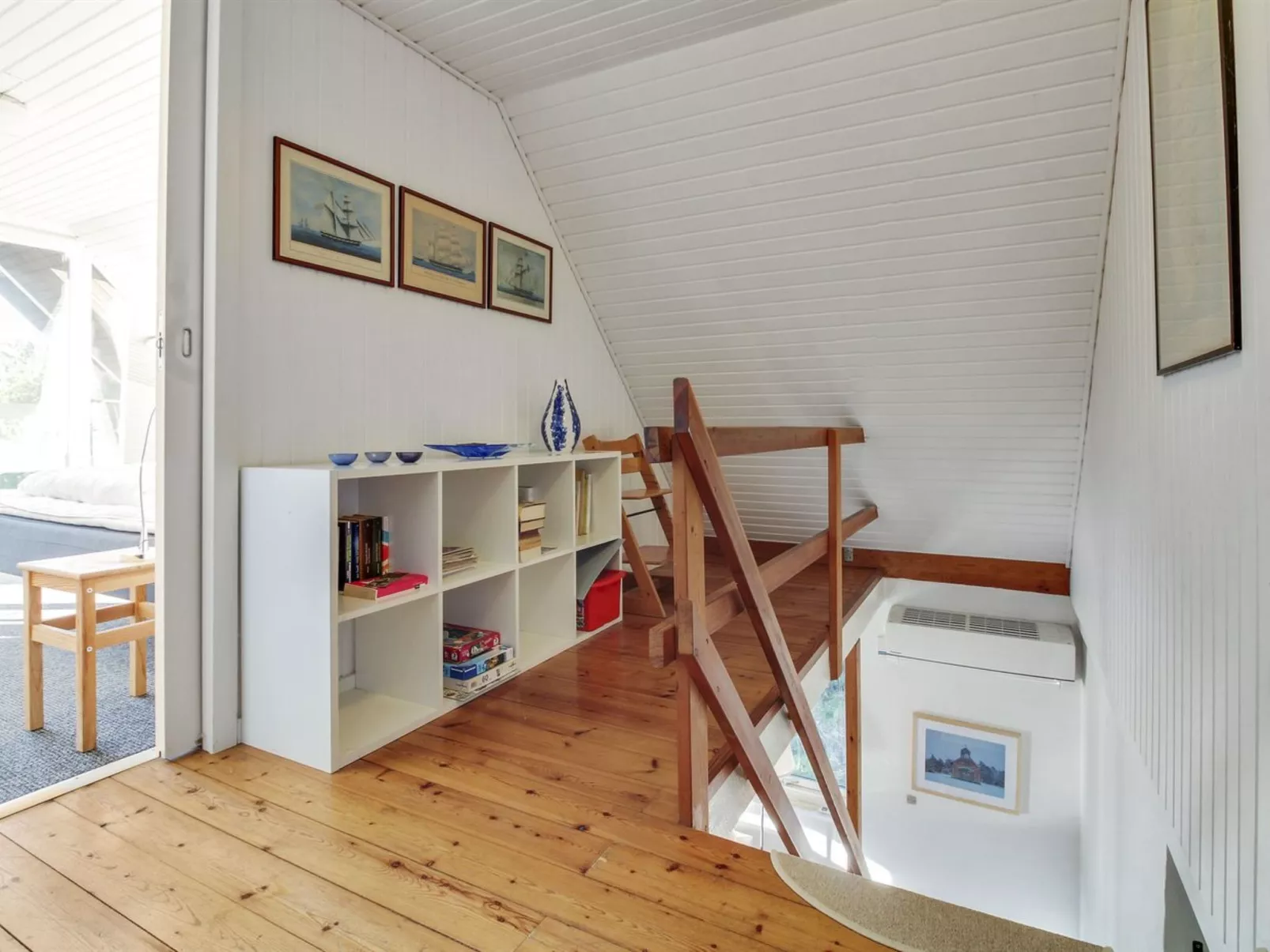 "Anna" - 1km from the sea-Inside