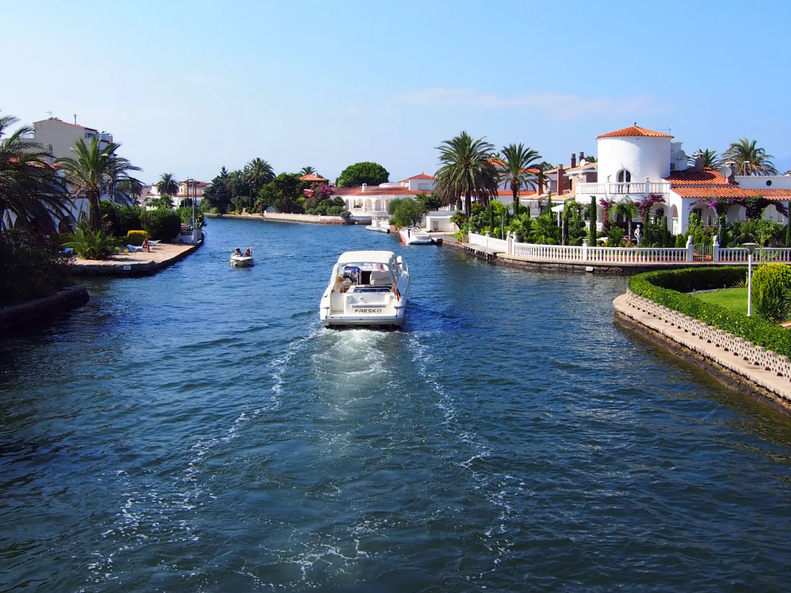 Port Mistral-Draußen