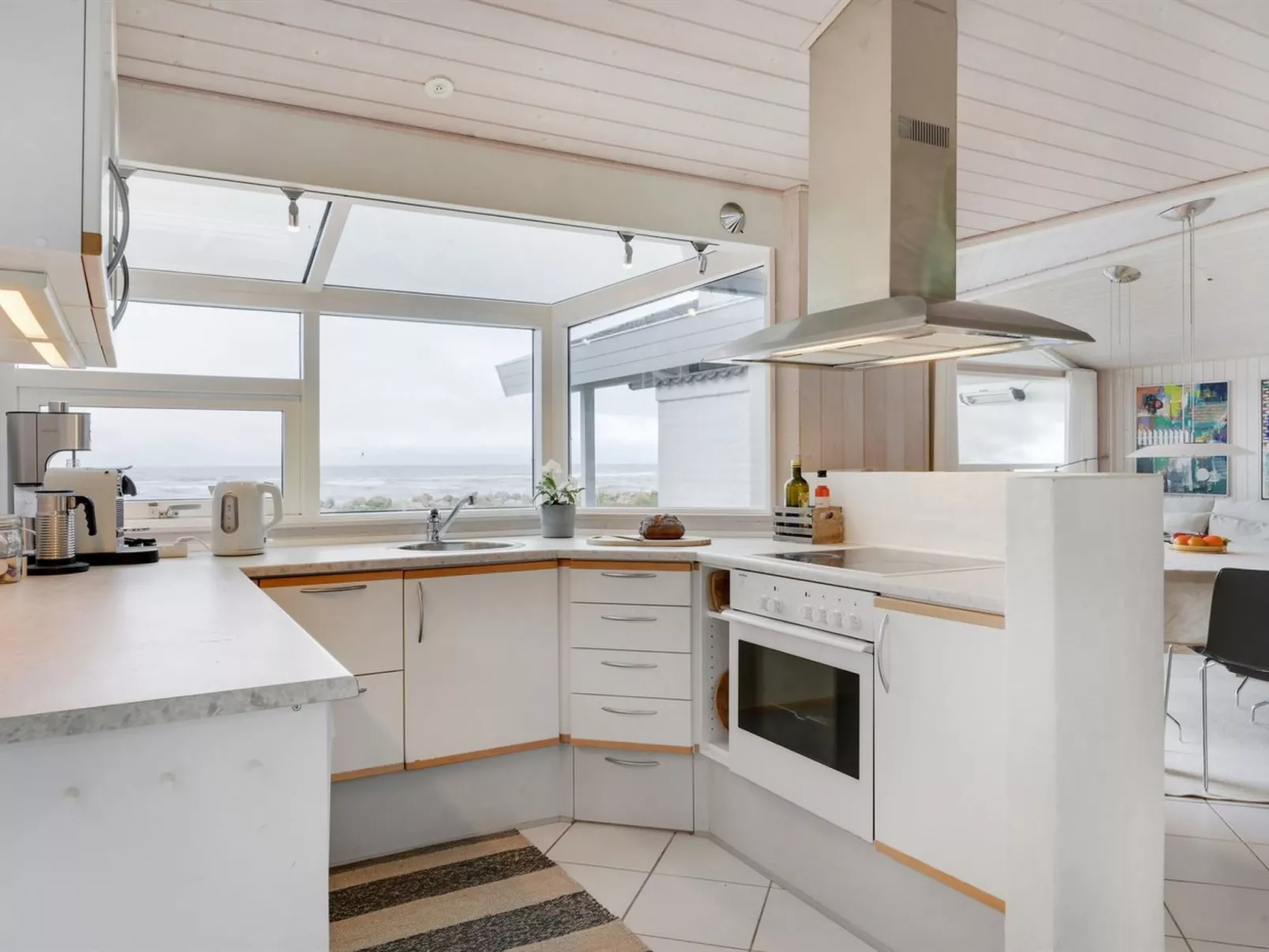"Pascal" - 25m from the sea-Inside