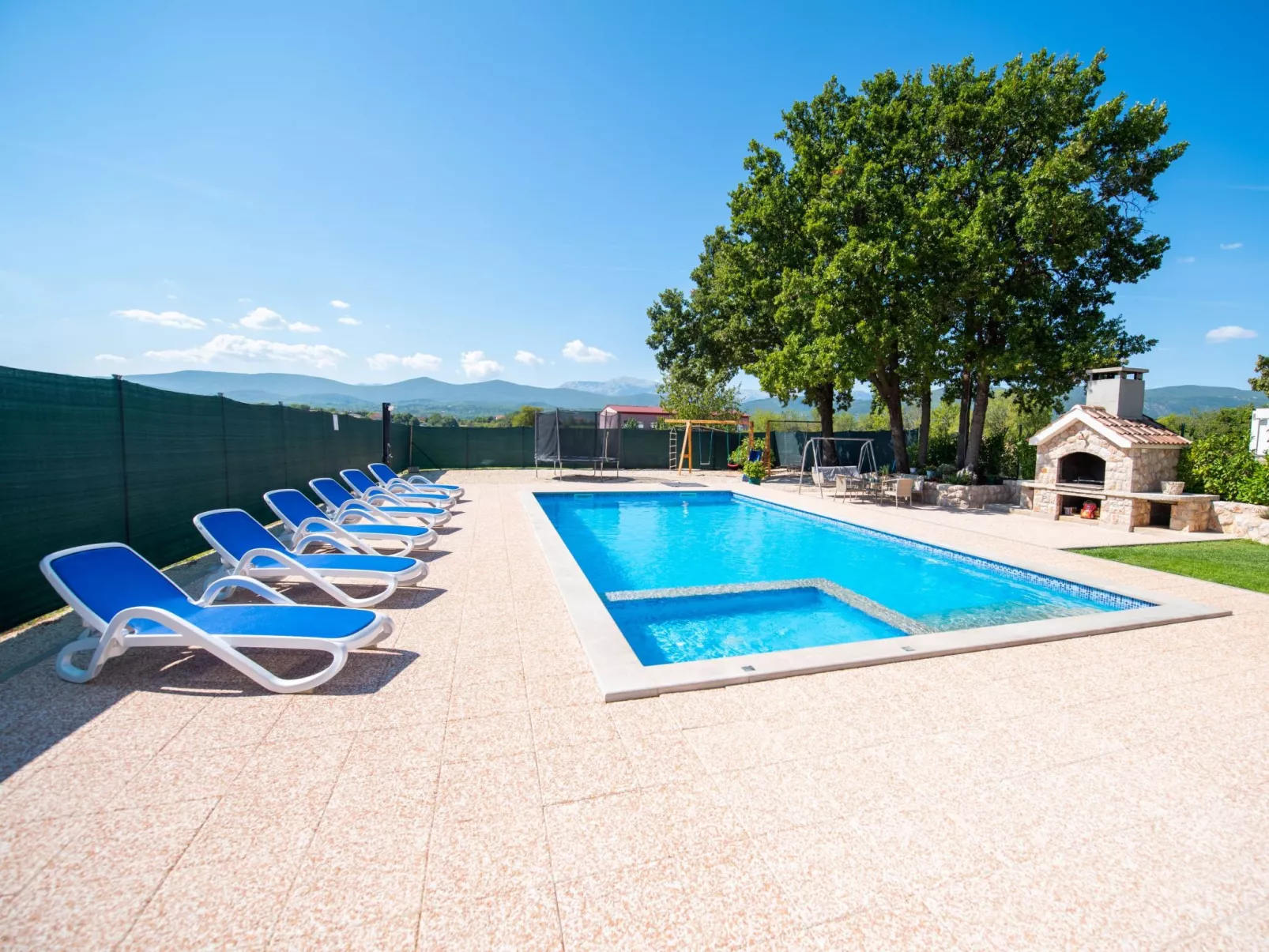 Villa Maria-Dehors