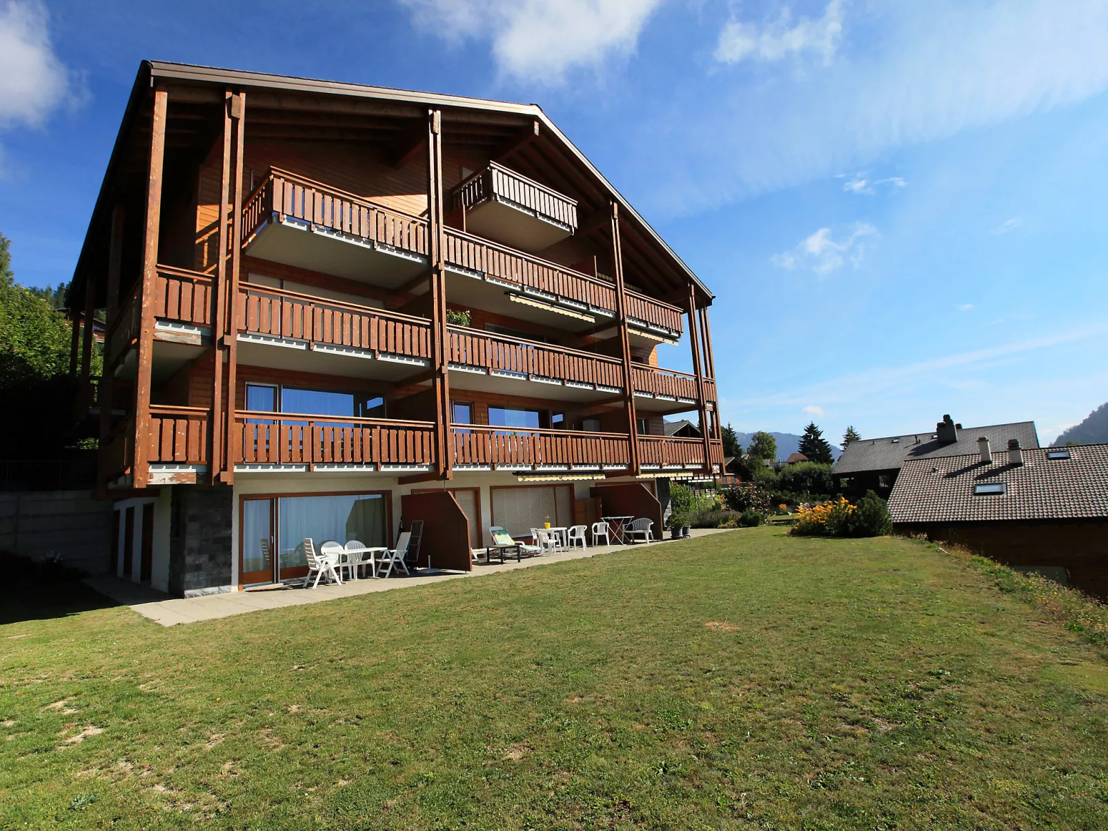 Fénestral R01-Outside