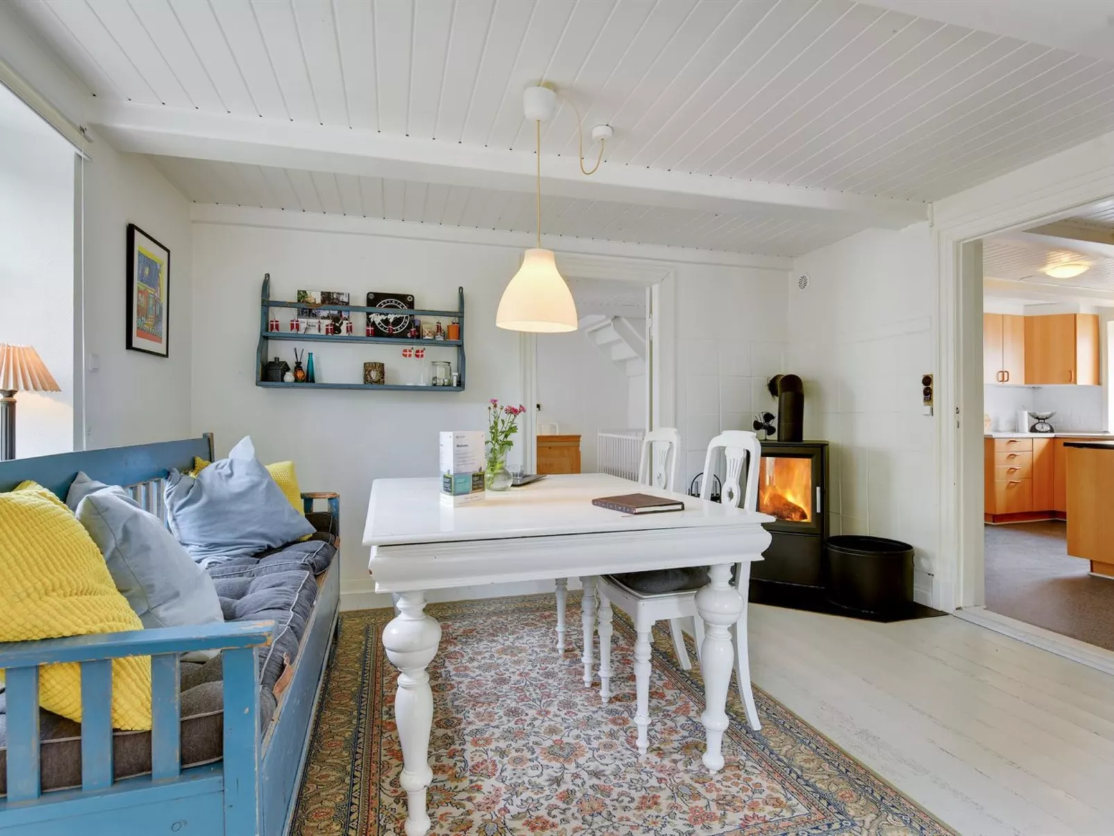"Elma" - 24km from the sea-Inside