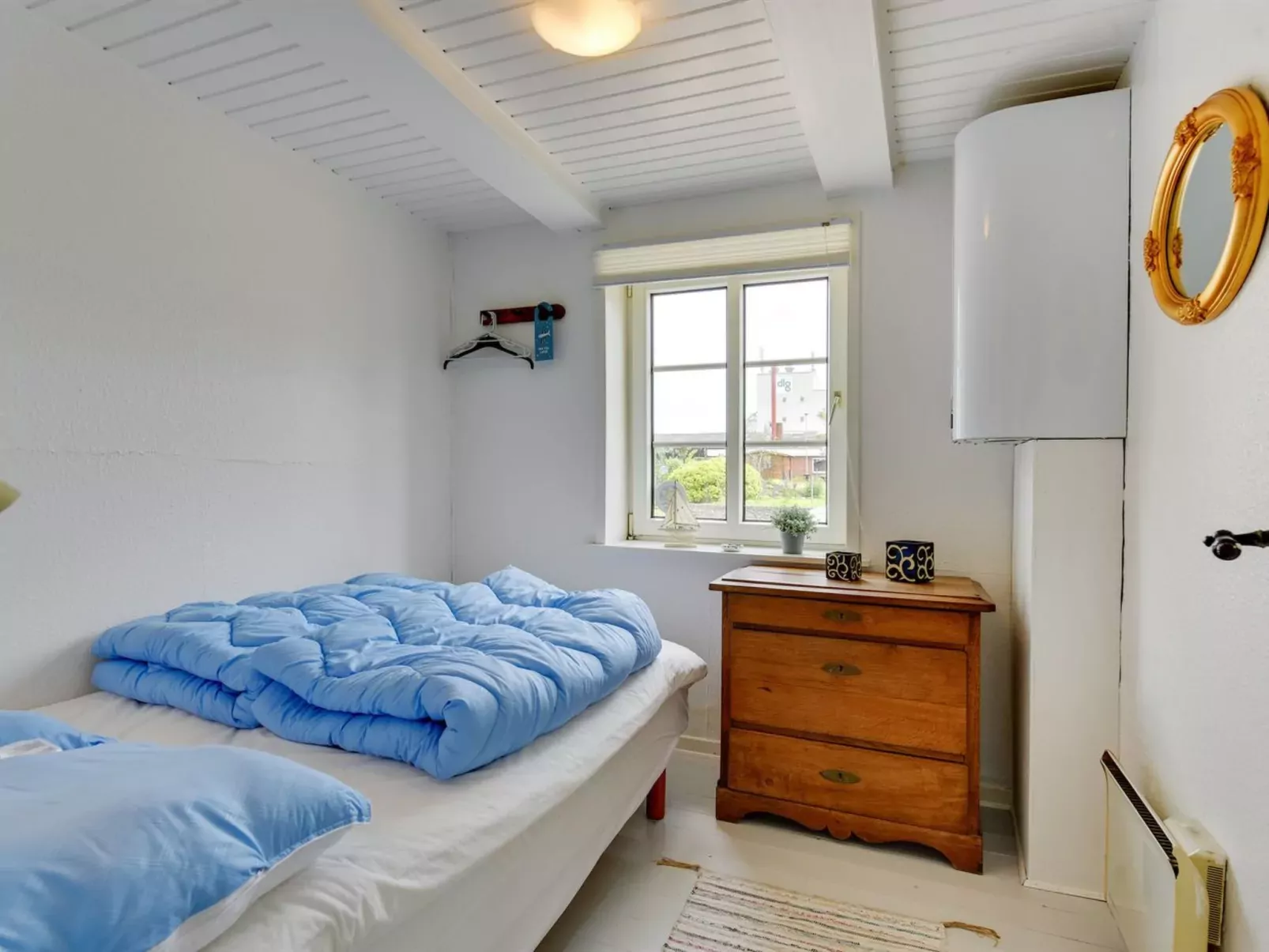 "Elma" - 24km from the sea-Inside