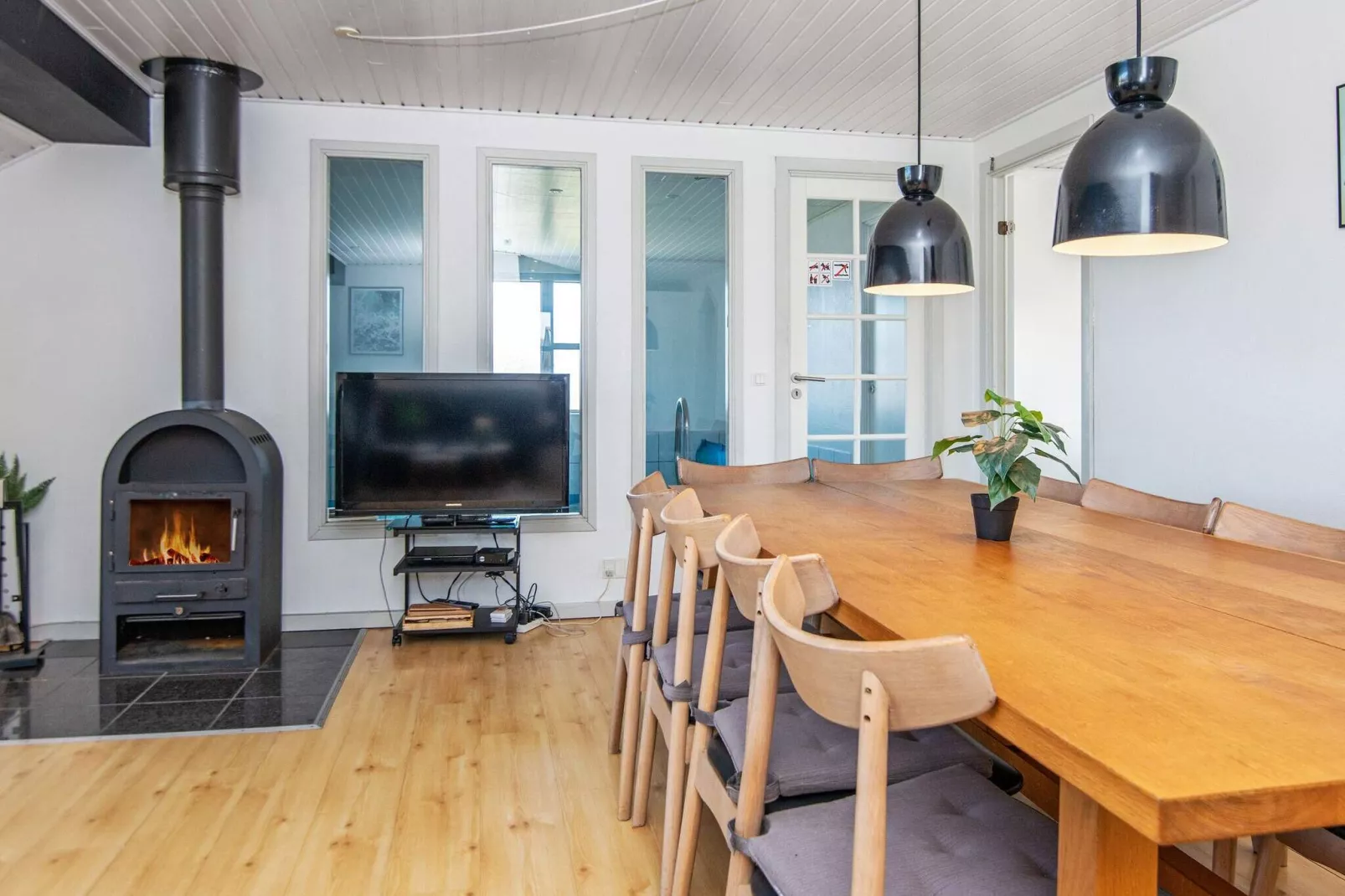10 person holiday home in Juelsminde-Indoor