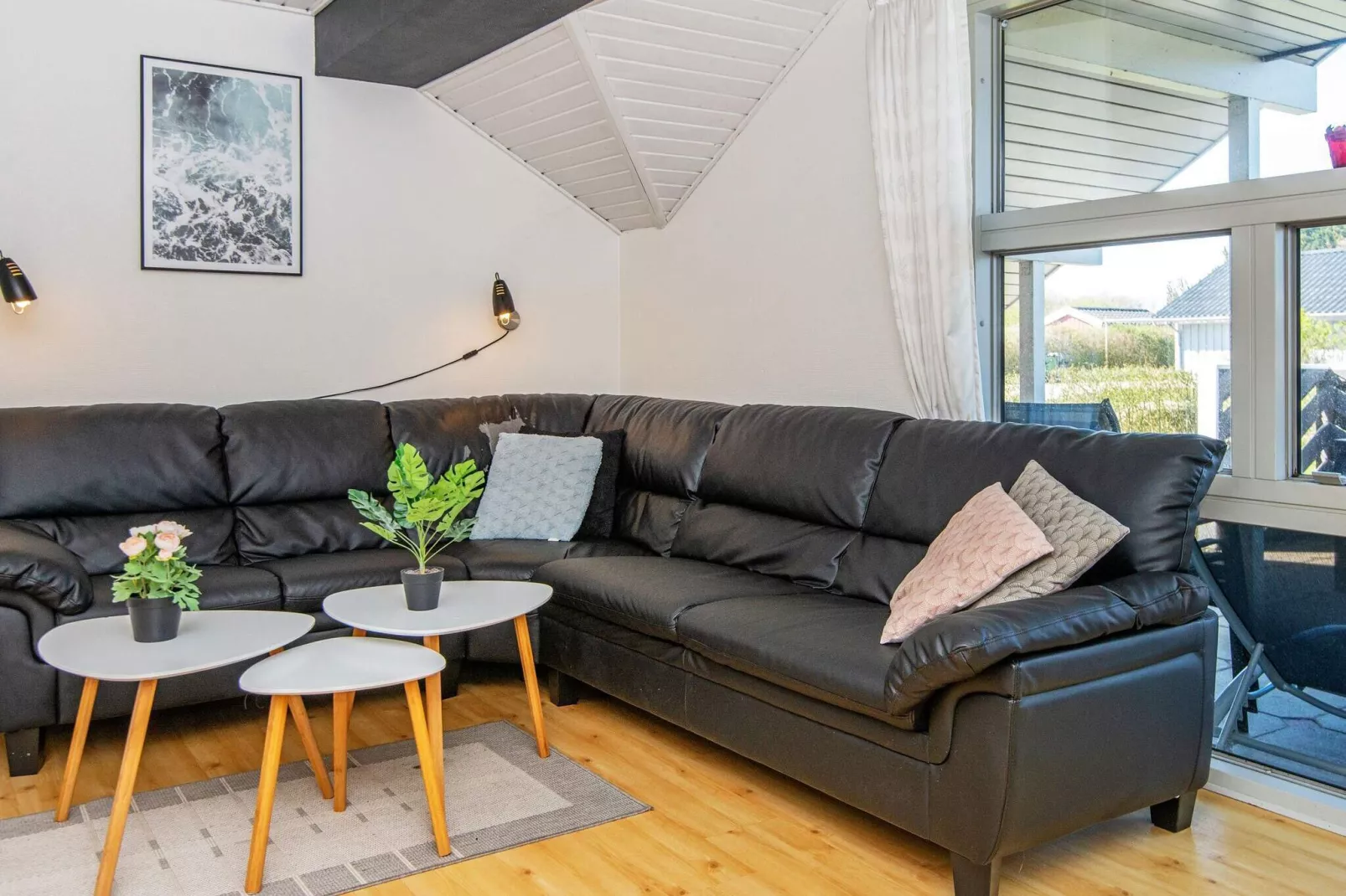 10 person holiday home in Juelsminde-Indoor