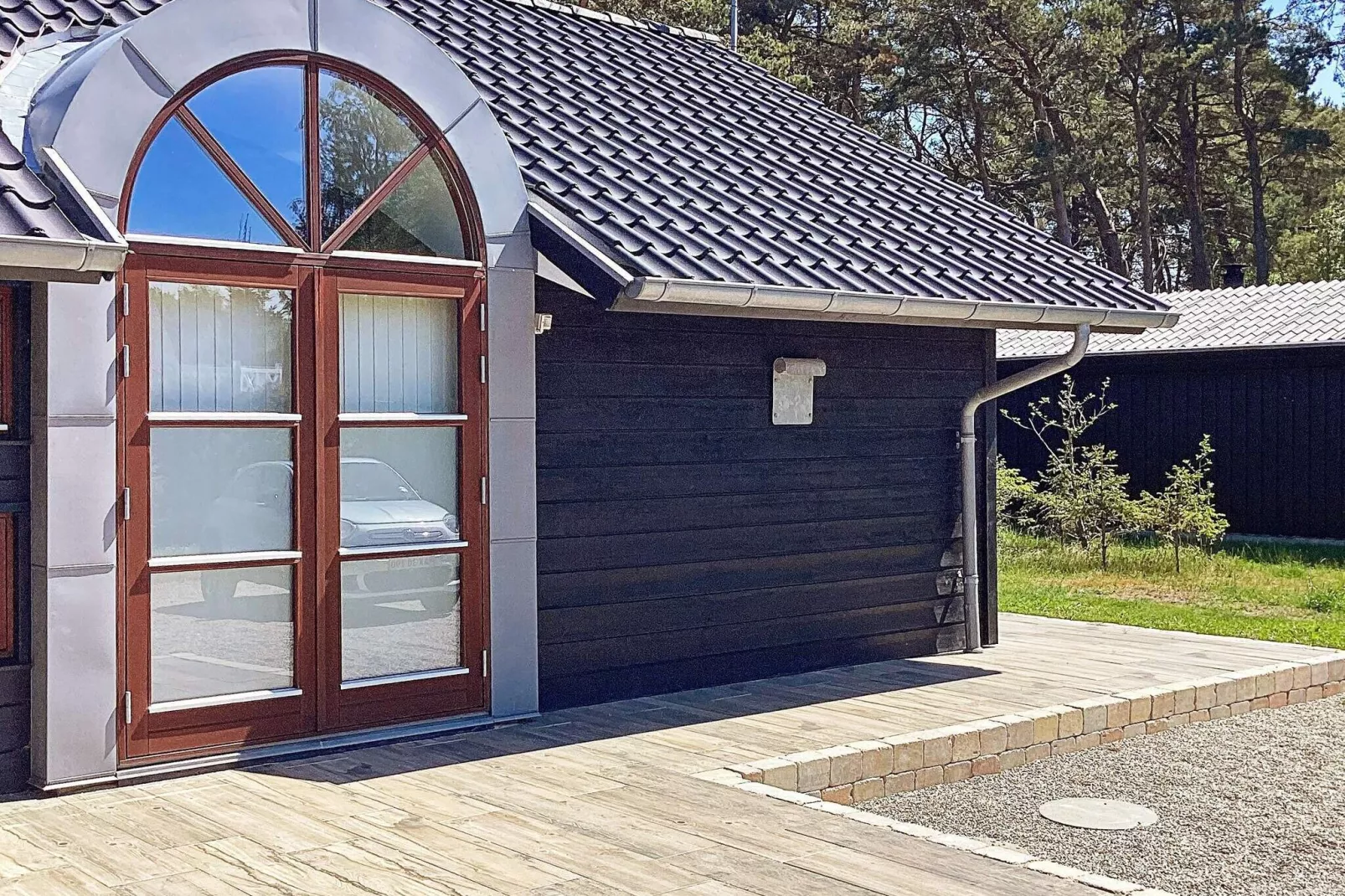 Luxury Seaside Retreat with Spa-By Traum-Outdoor
