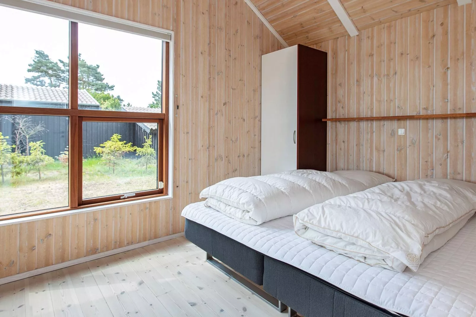 Luxury Seaside Retreat with Spa-By Traum-Indoor