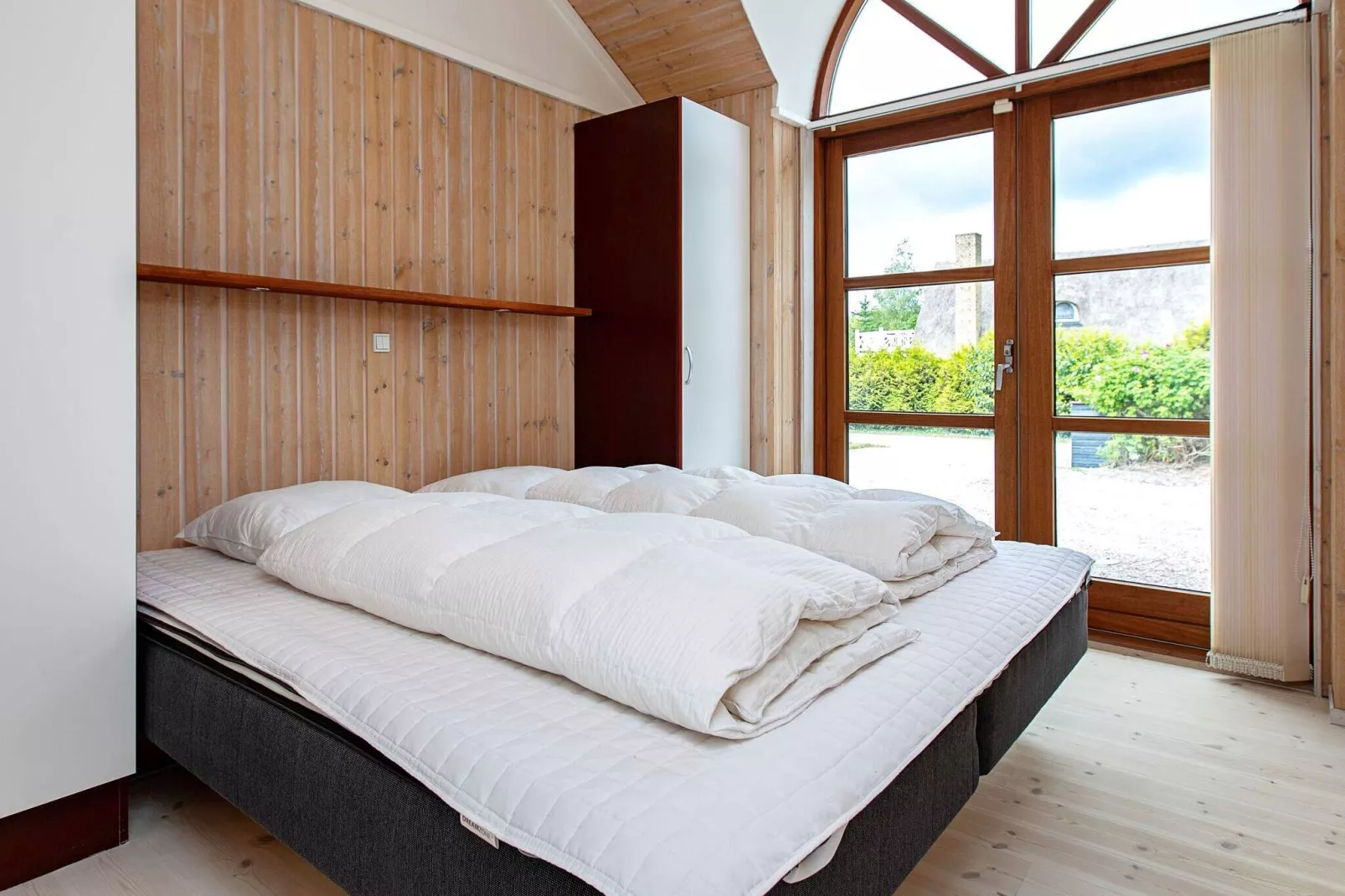 Luxury Seaside Retreat with Spa-By Traum-Indoor