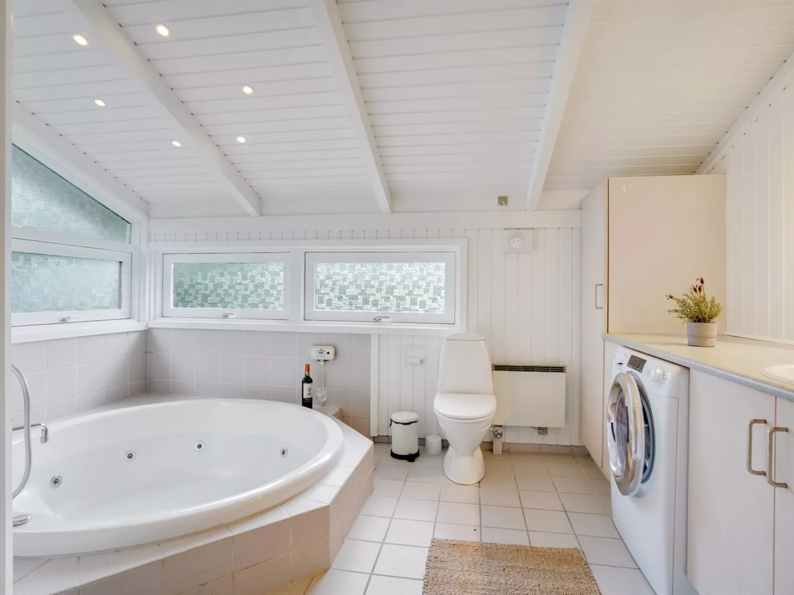 "Amalie" - 650m from the sea-Inside