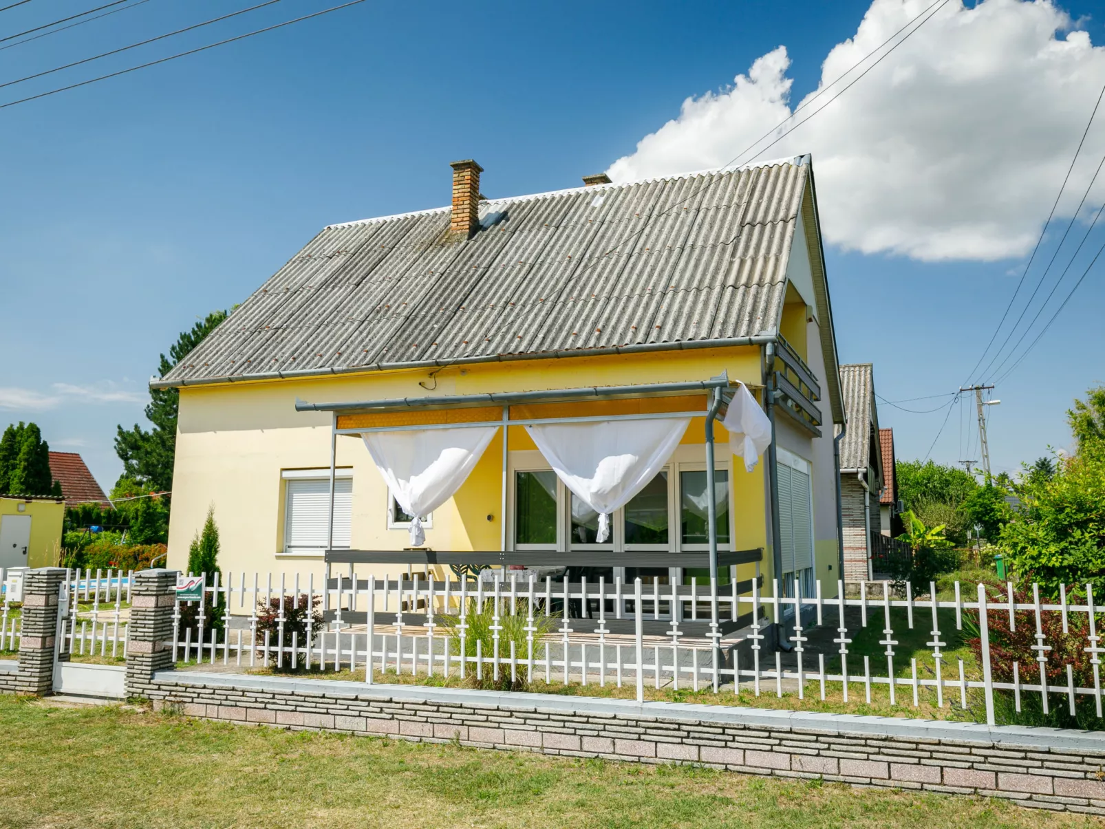 Sunny Day-Outside