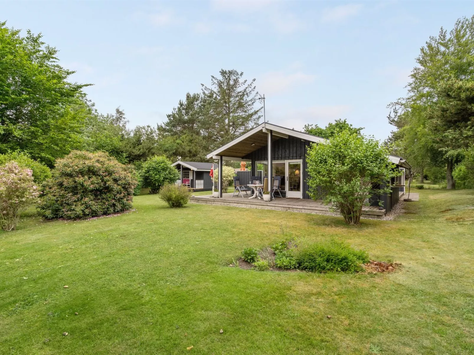 "Farthin" - 800m from the sea-Outside