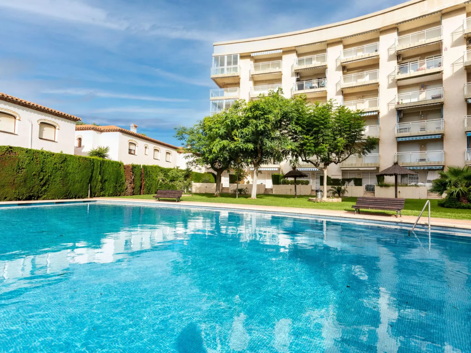 Apartamento los Pelicanos-Outside