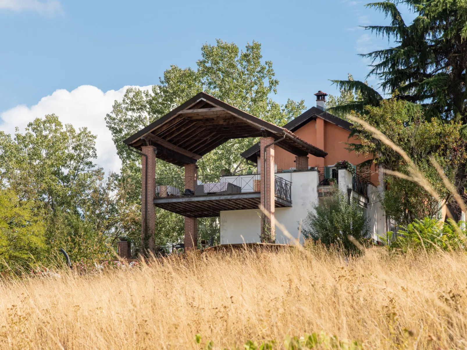 Sant'Evasio-Outside