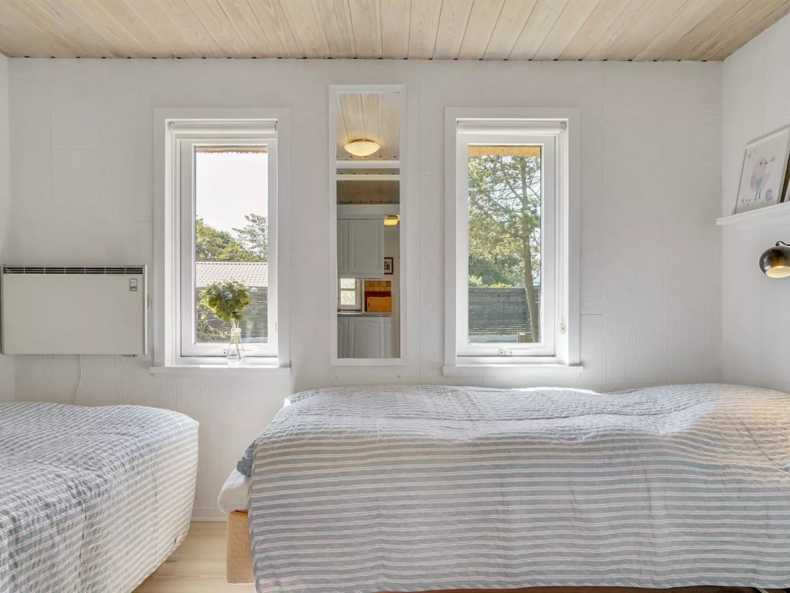"Aila" - 1.4km from the sea-Inside