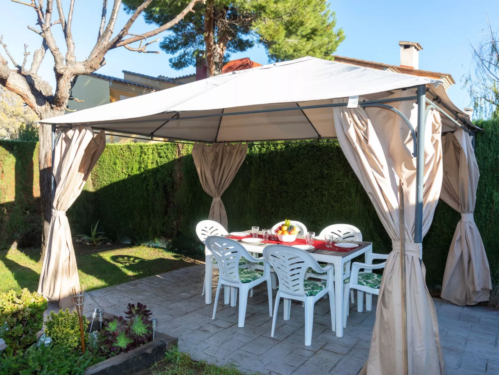 Villa Verdi 11-Outside