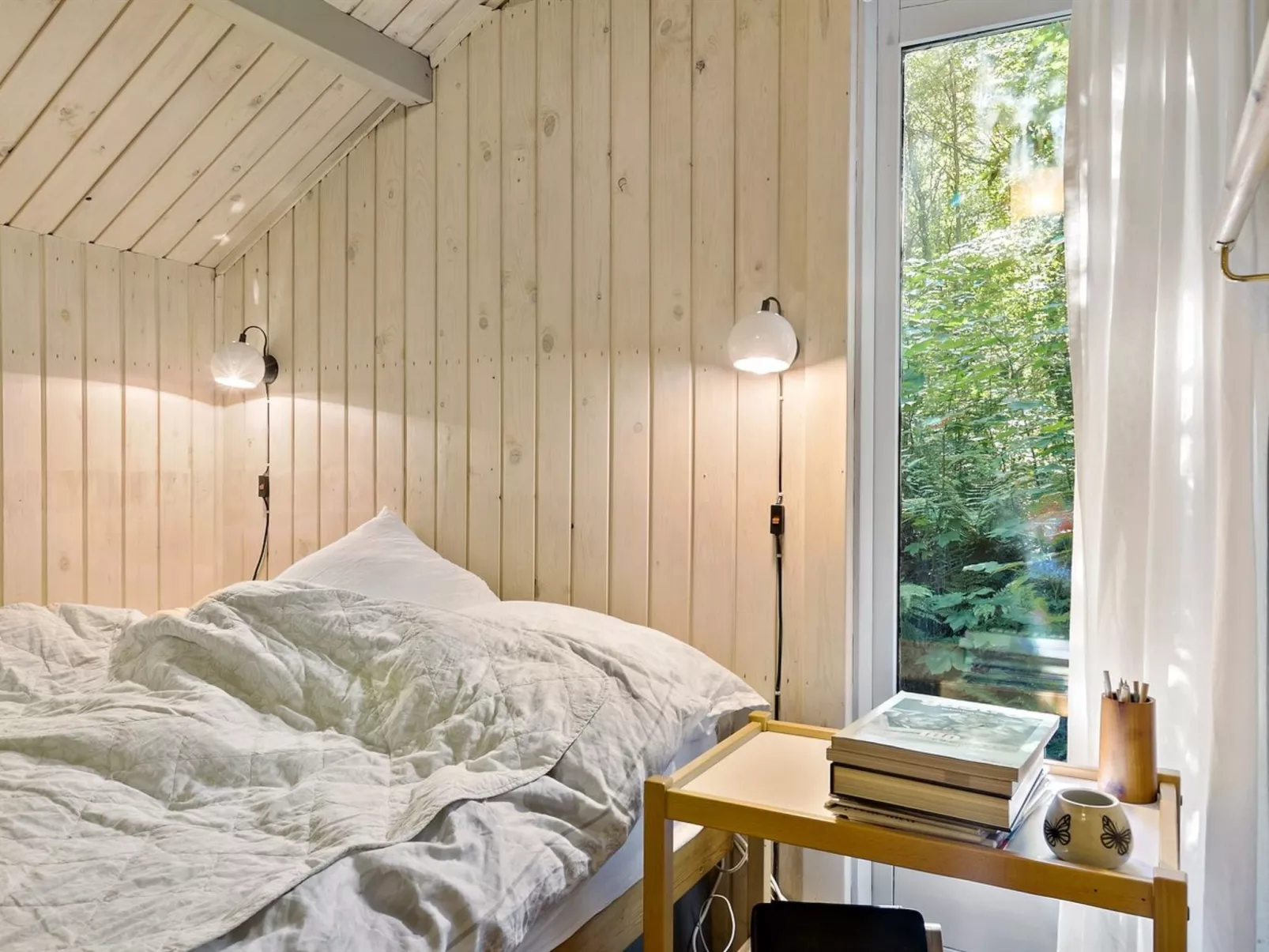 "Iskra" - 900m from the sea-Inside
