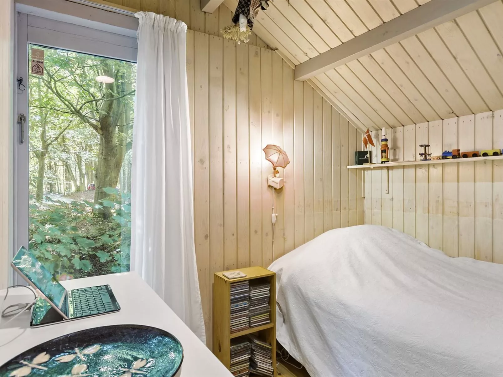 "Iskra" - 900m from the sea-Inside