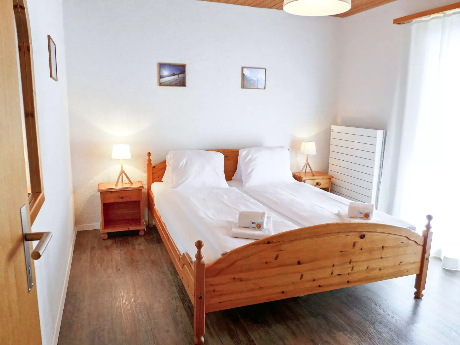 Chalet Bienli Mitte-Dedans