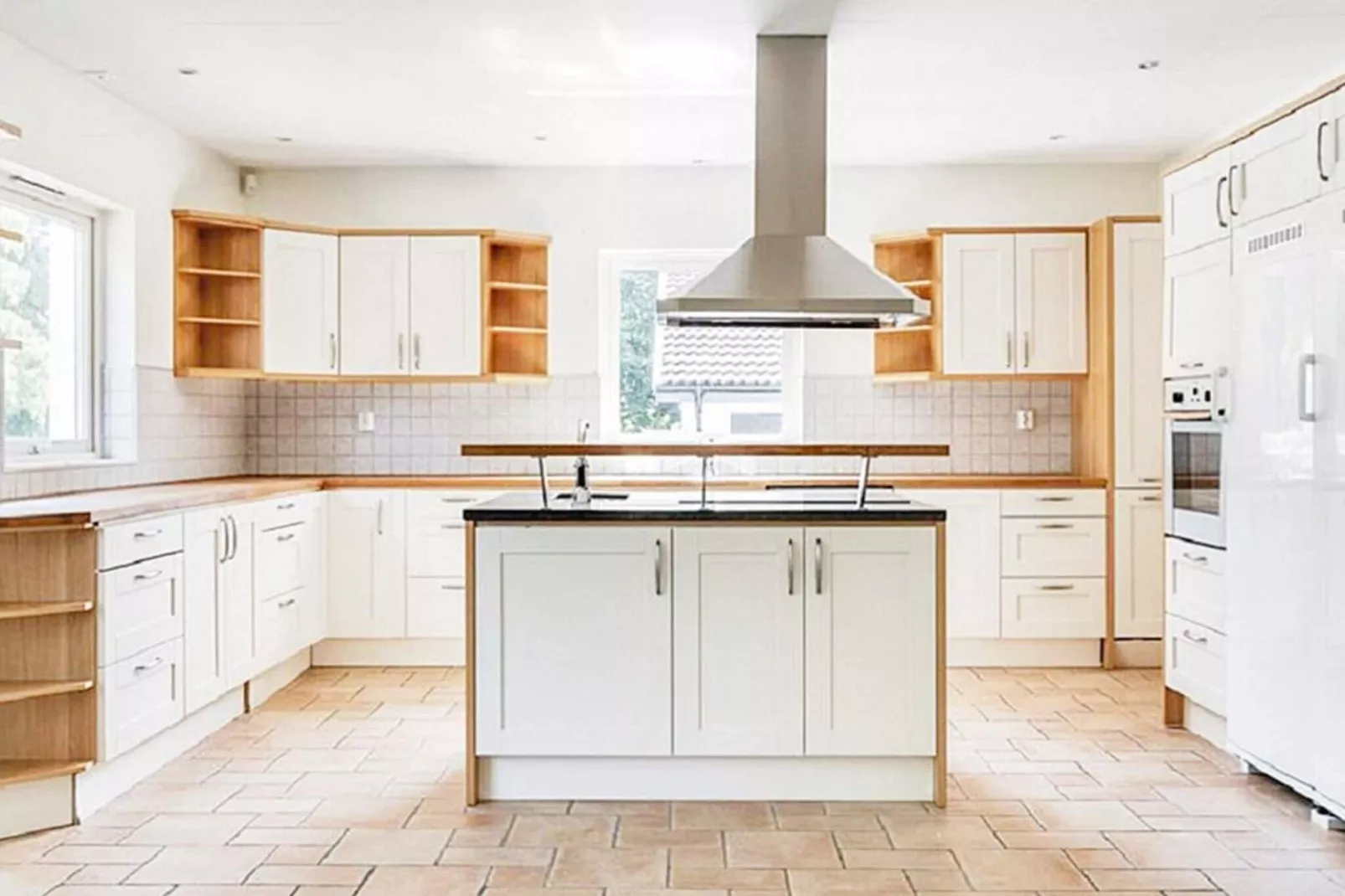 8 person holiday home in YNGSJÖ-By Traum