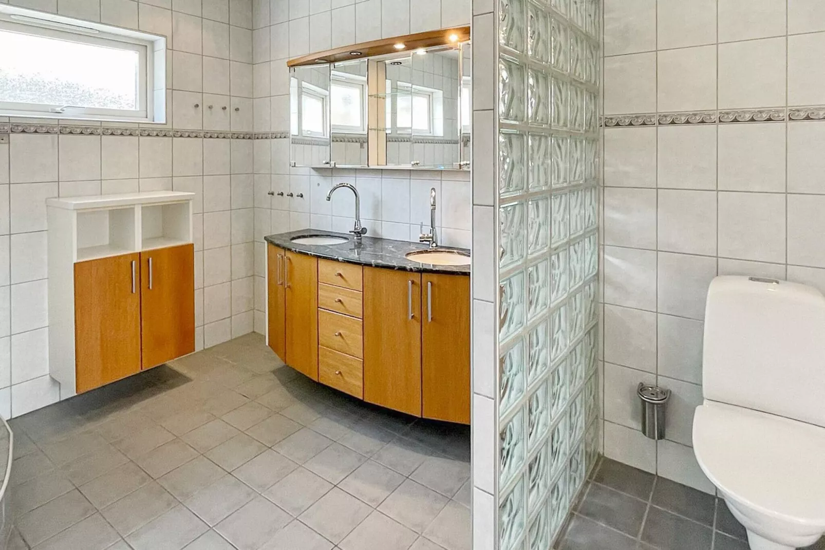 8 person holiday home in YNGSJÖ-By Traum-Indoor