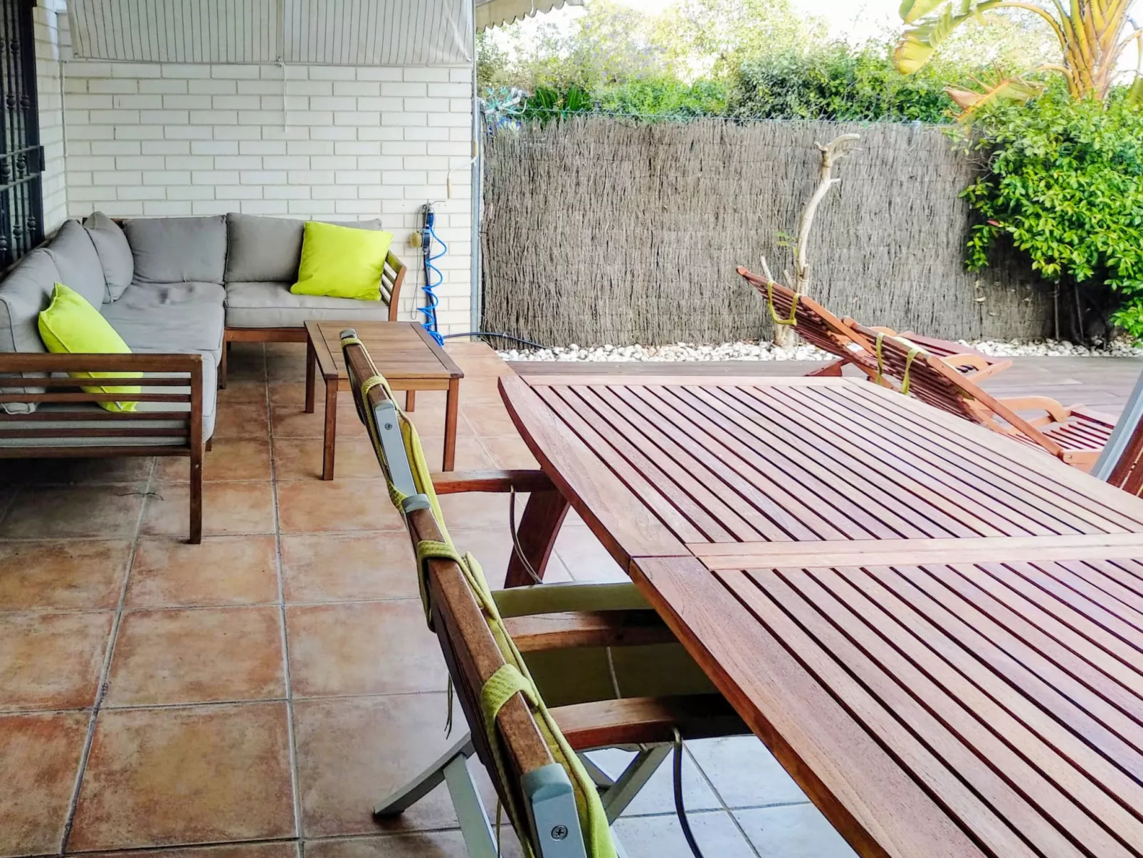 Vila del Far-Outside