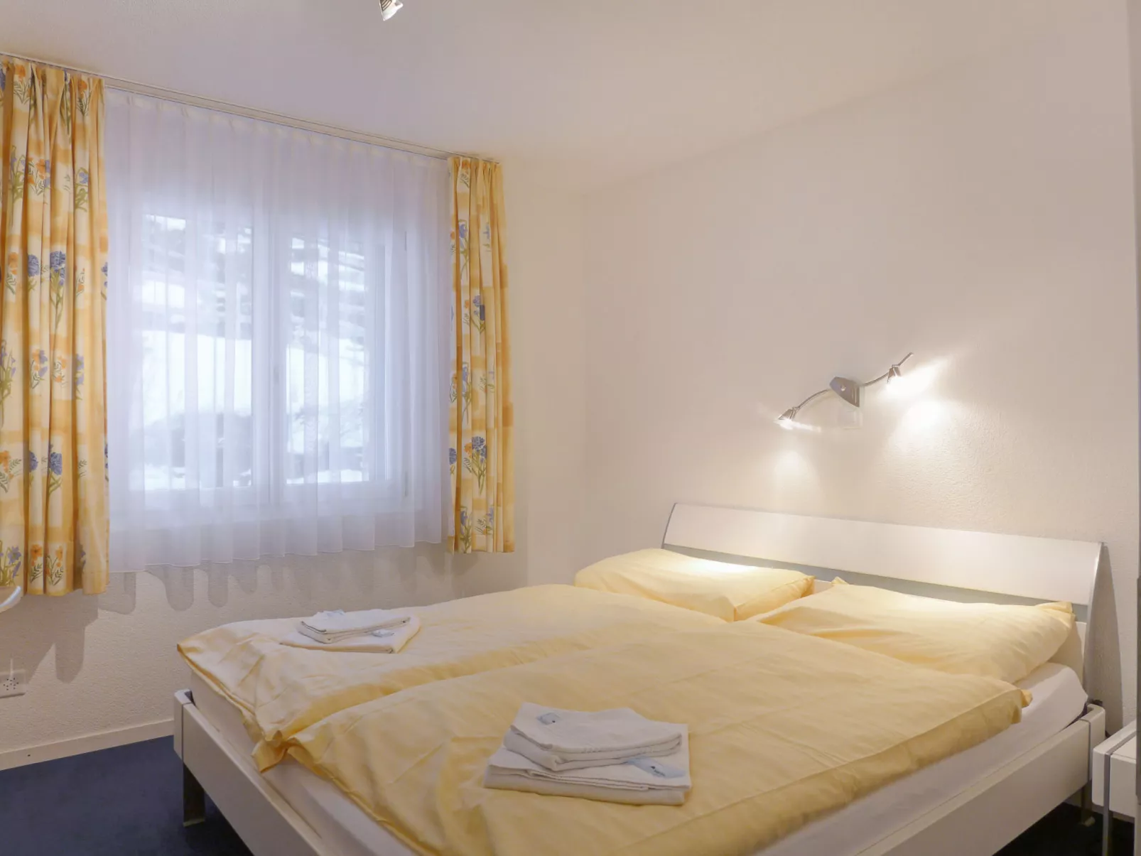 Goldenhorn Apt.F-Inside