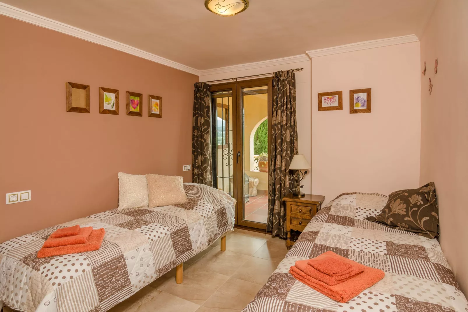 Casa el Paraiso	-Bedroom