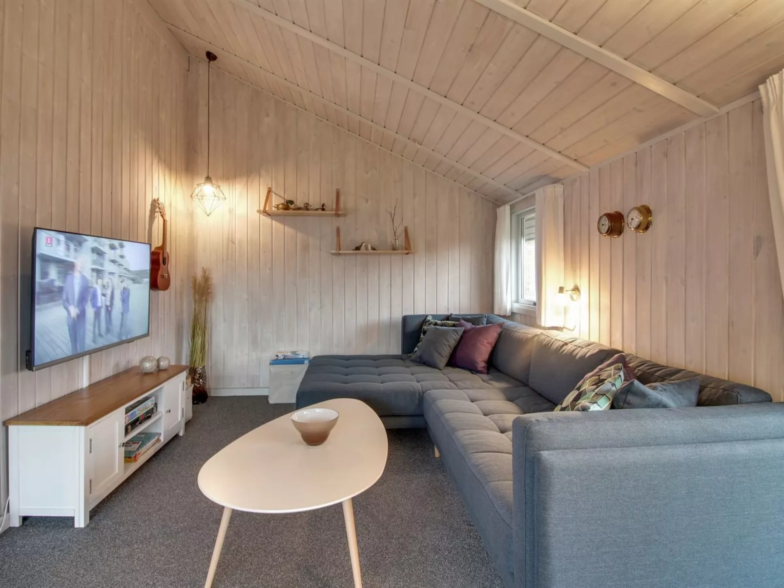 "Edvardine" - 400m from the sea-Inside