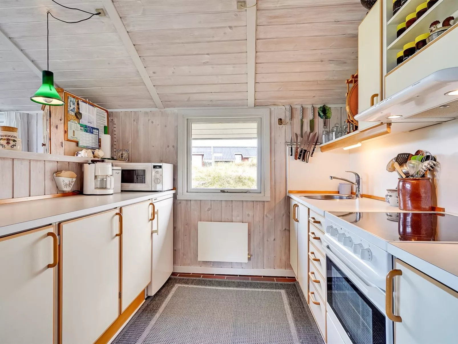 "Edvardine" - 400m from the sea-Inside