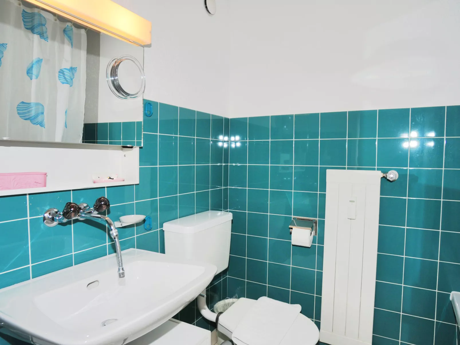 Zur Linde Apt.W-Dedans