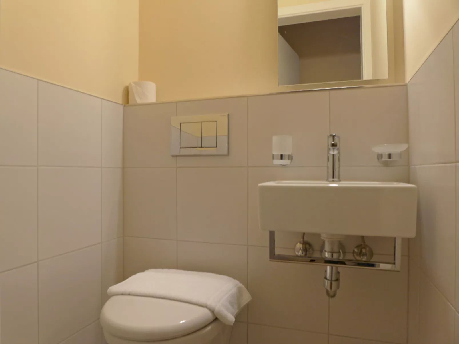 Bab Port Apt. 03-Inside