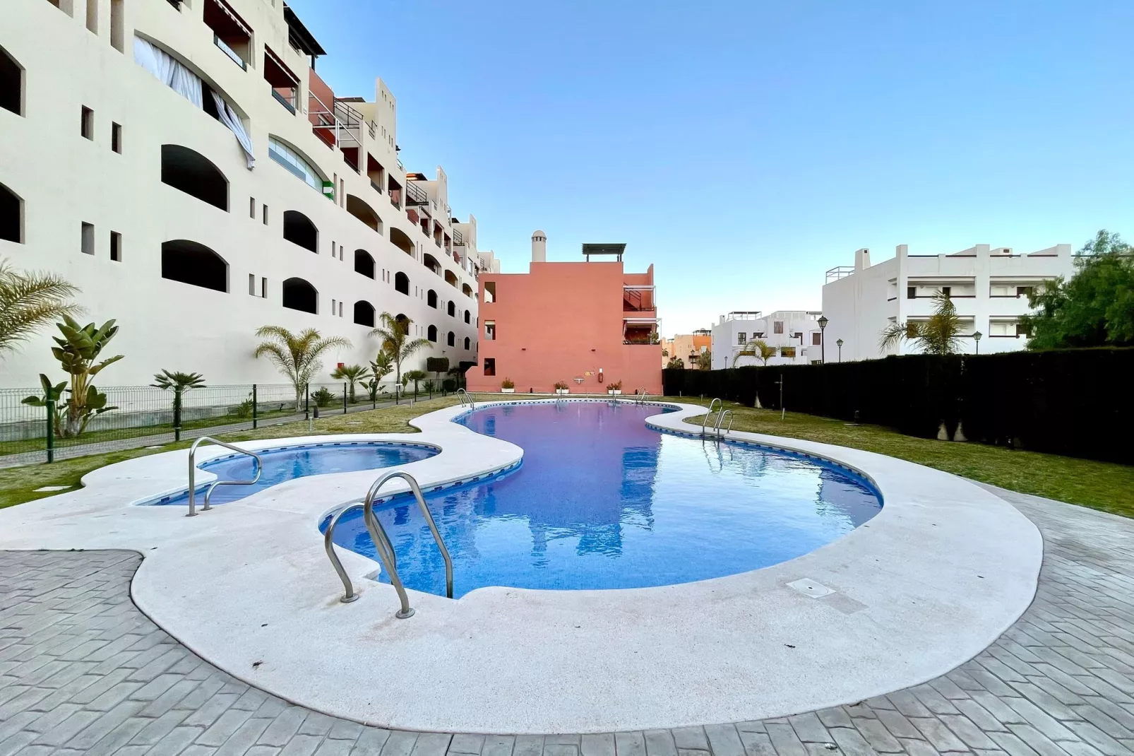 Apto con piscina en Vera playa