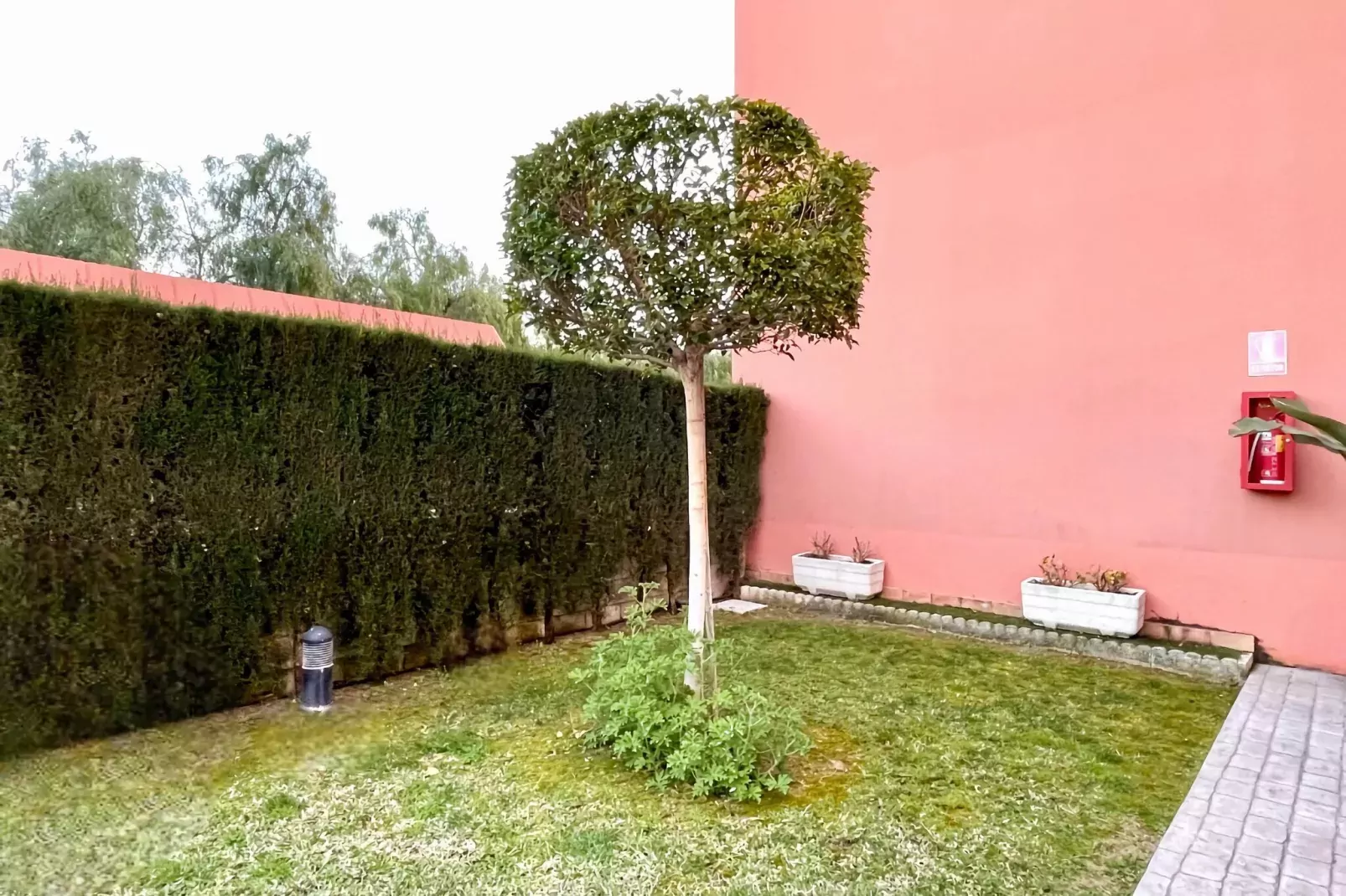 Apto con piscina en Vera playa - Gardens in summer