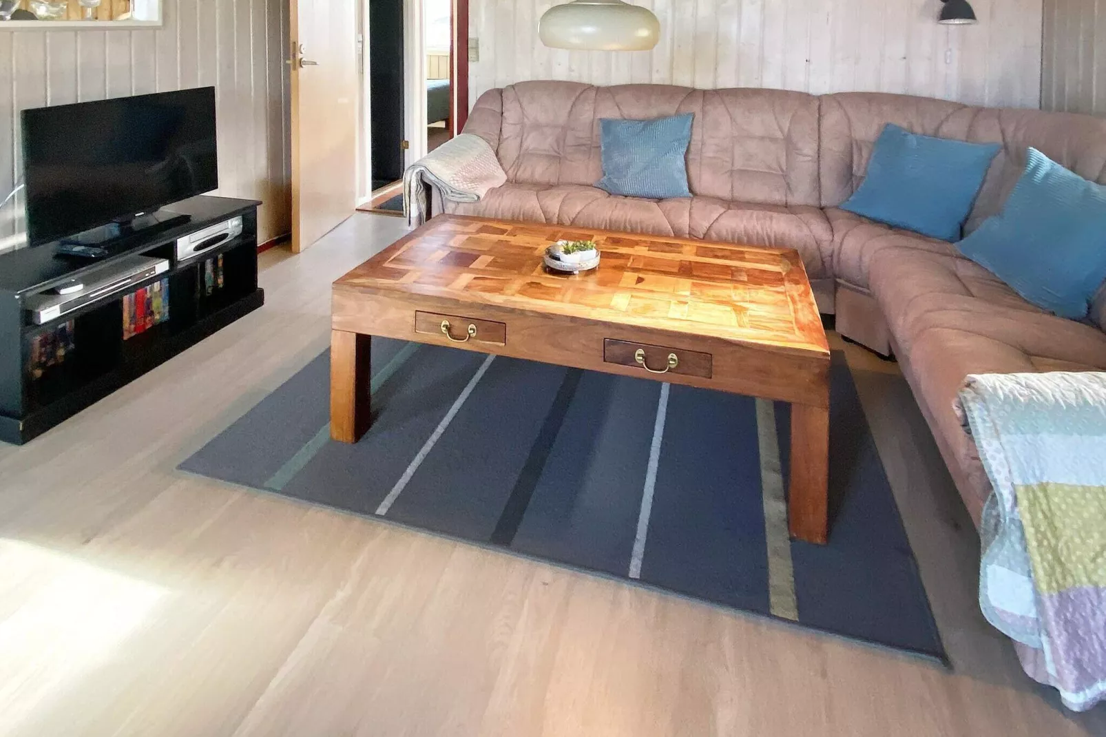 Secluded Harbor Cottage-By Traum-Indoor