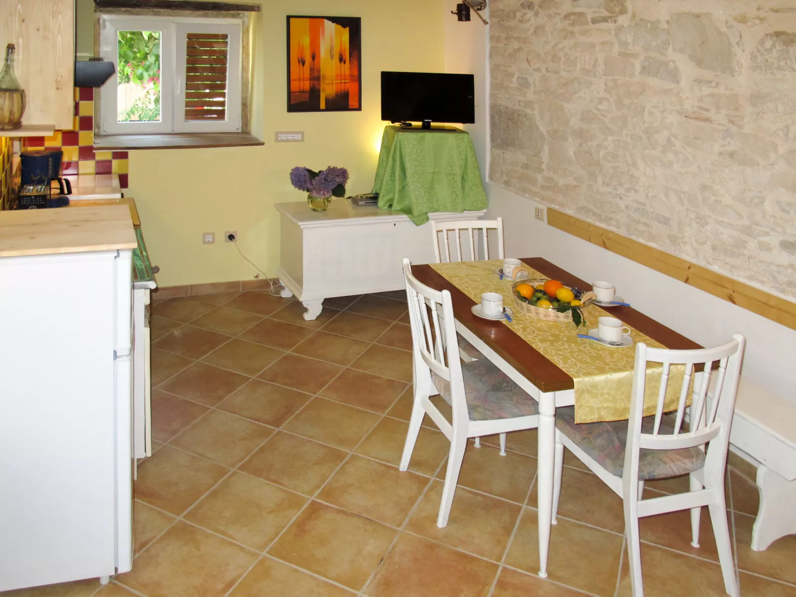 Pinia I-Inside