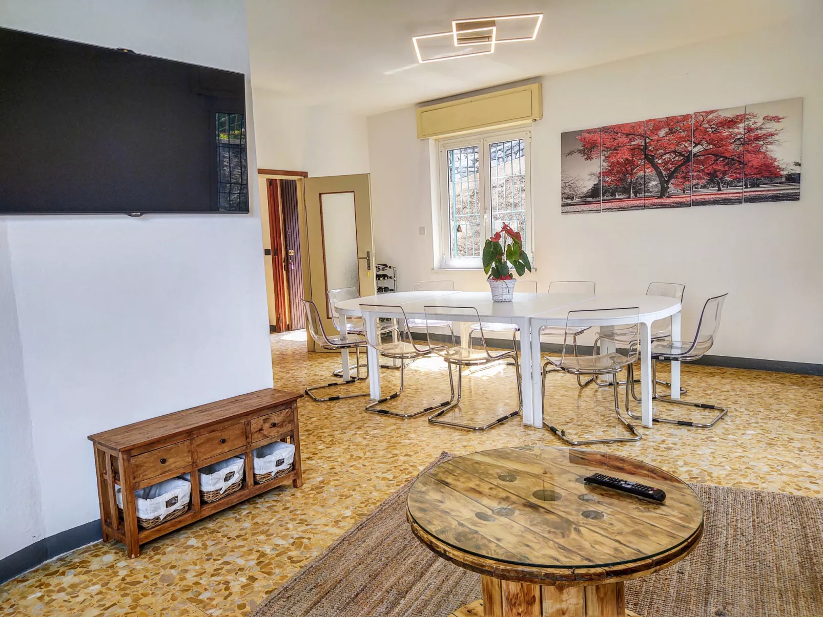 Villa Canonica-Inside