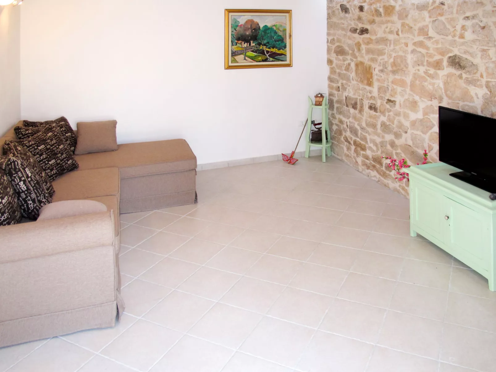 Pinia II-Inside
