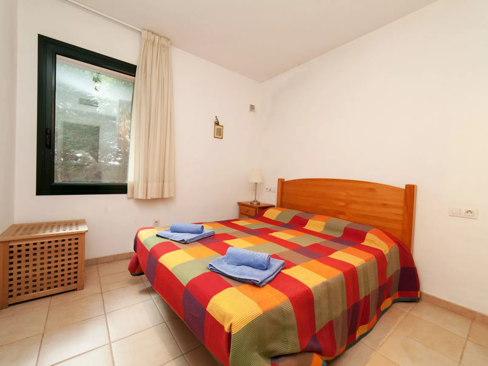 Empuries Beach-Inside