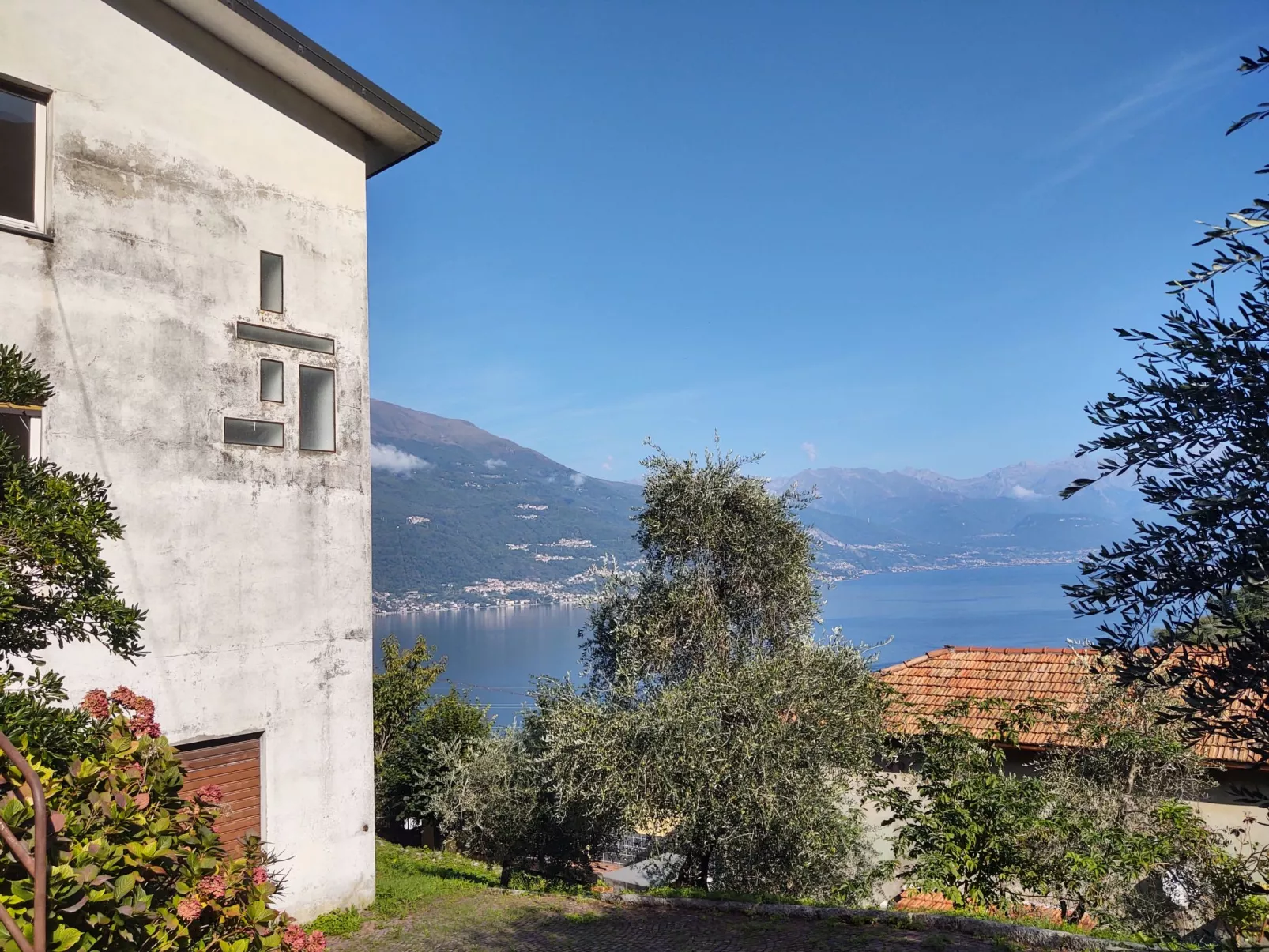 Villa Canonica-Outside