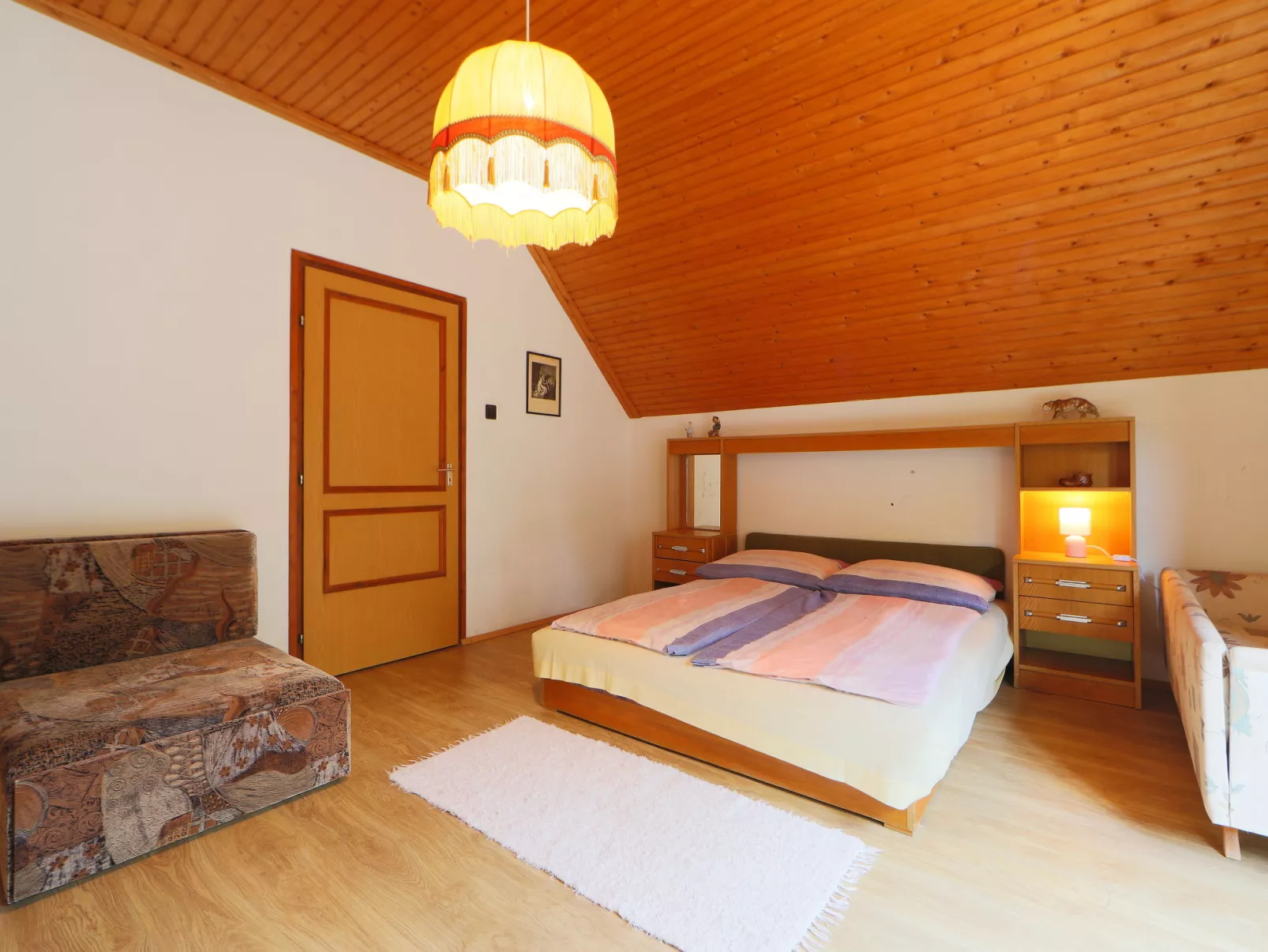 Pinus 2-Inside