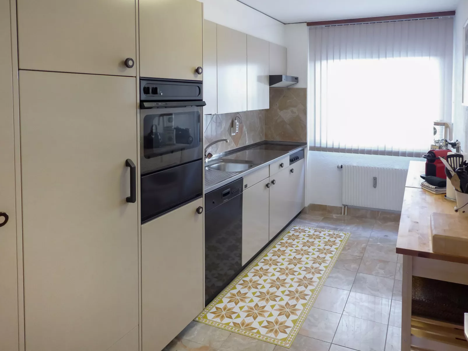Miremont B7-Inside