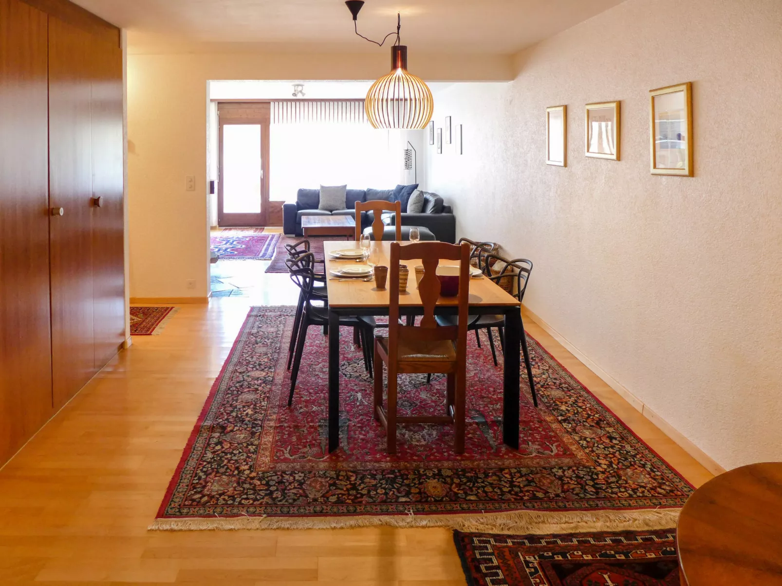 Miremont B7-Inside
