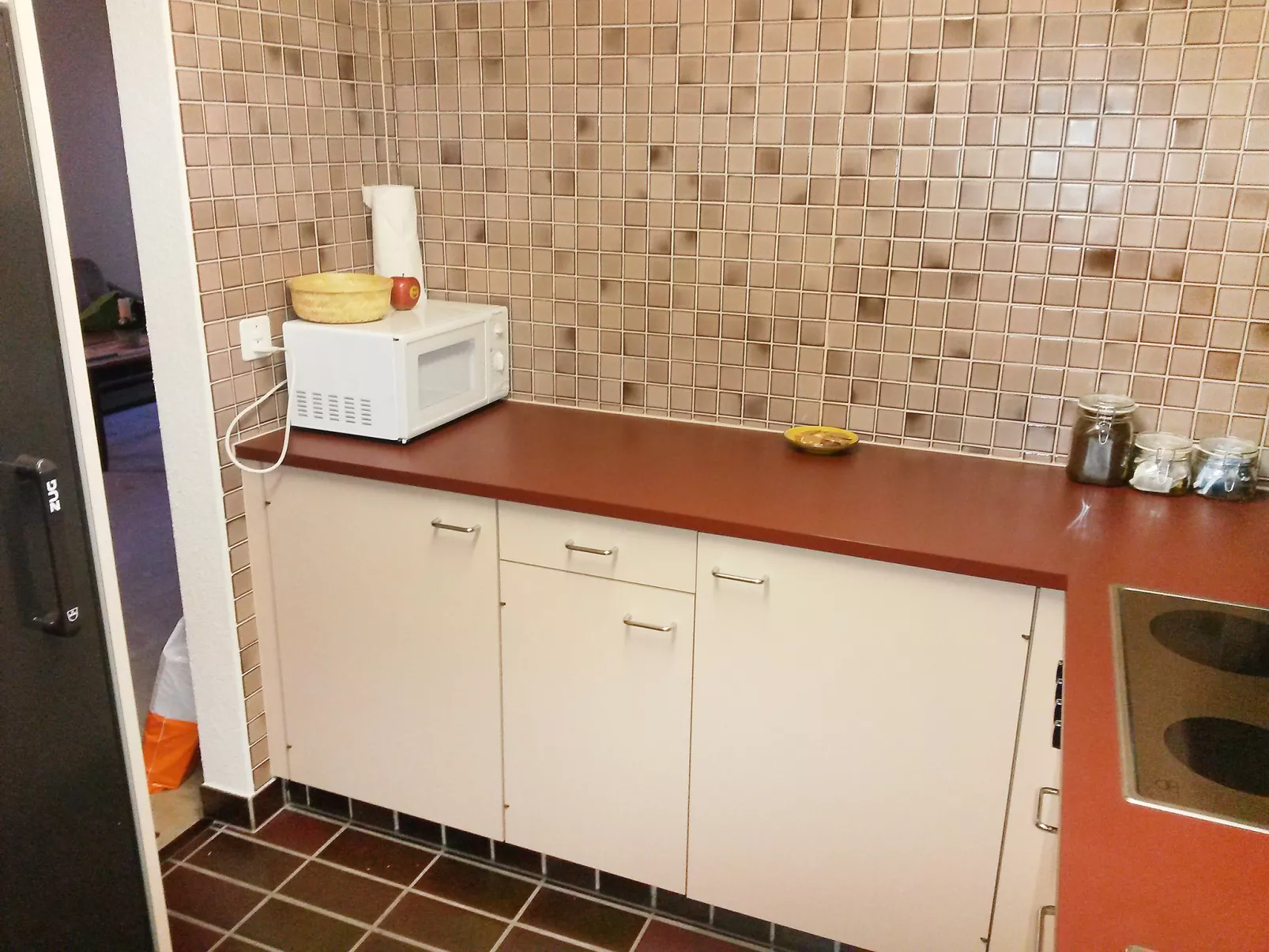 Apartment 10-Drinnen