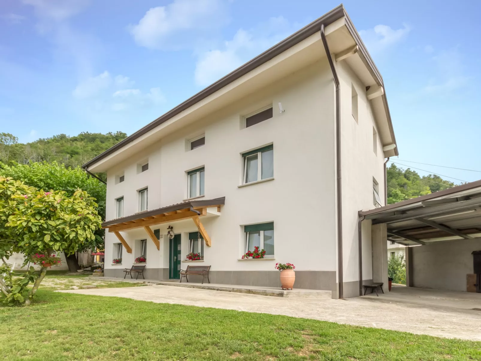 Casa Amica-Outside