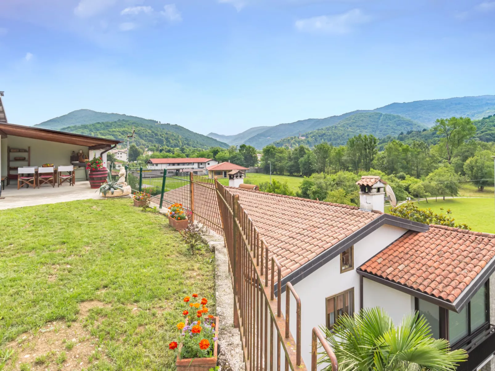 Casa Amica-Outside