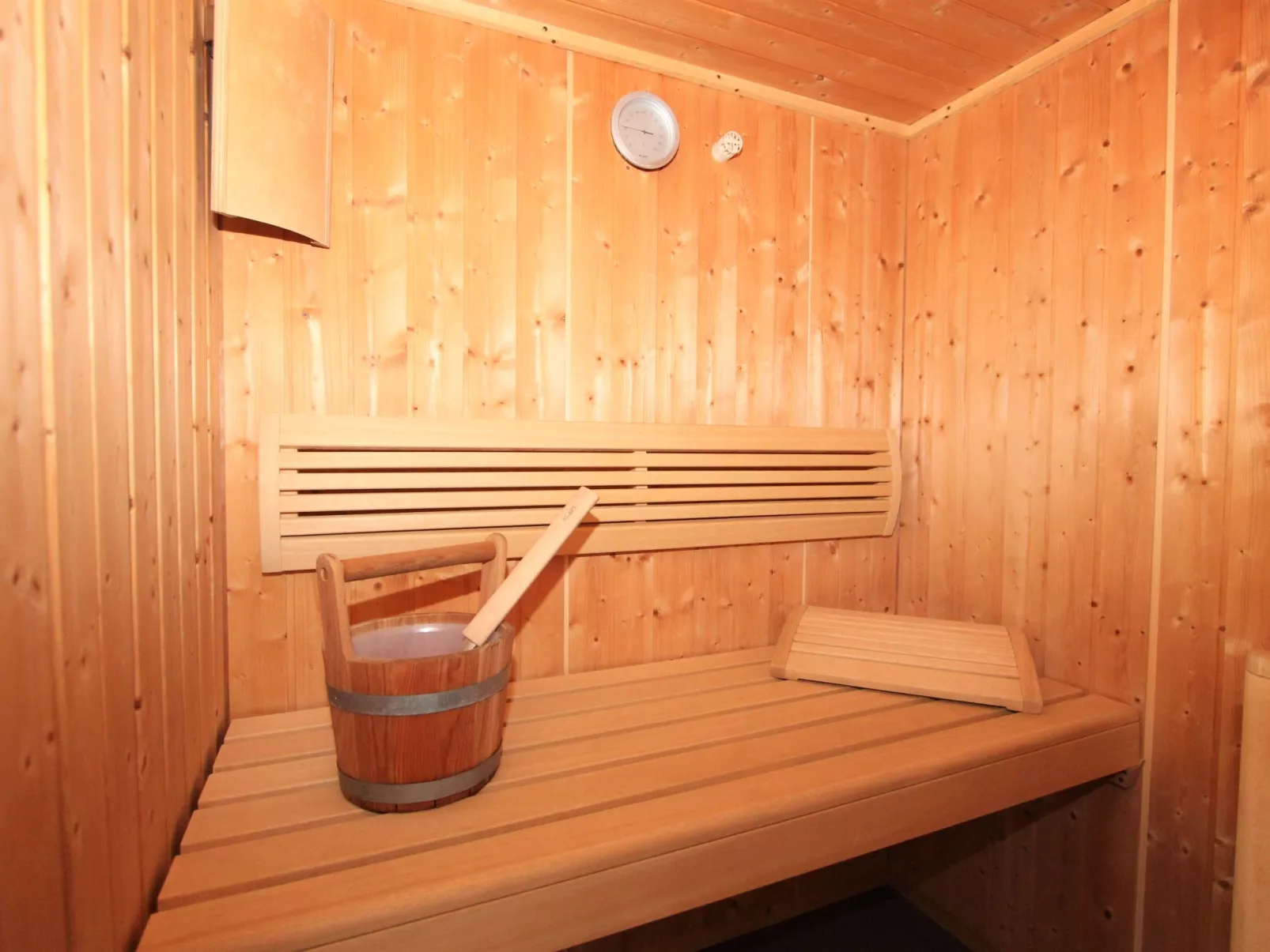 Chalet Alois-Dedans