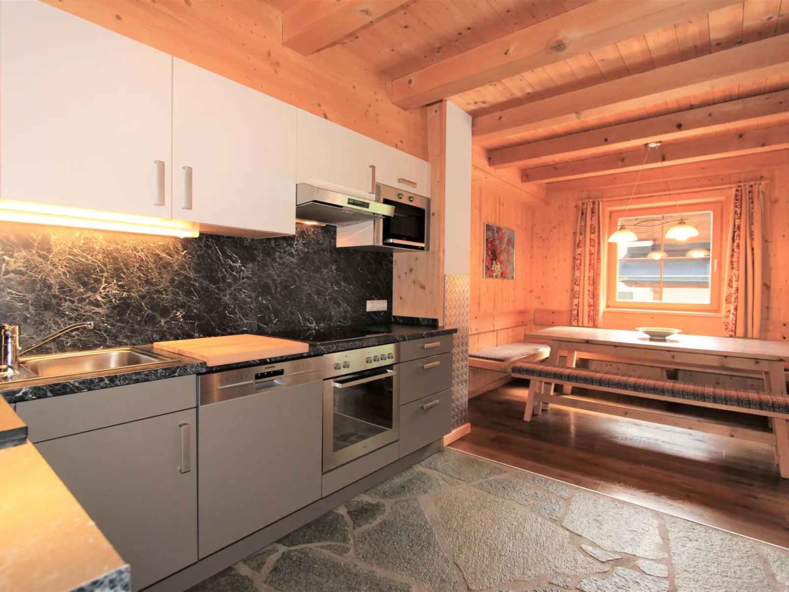 Chalet Alois-Dedans