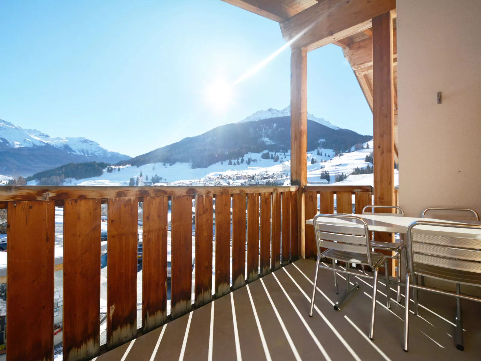 Surses Alpin-Outside